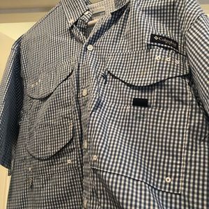 Men’s Columbia fishing shirt